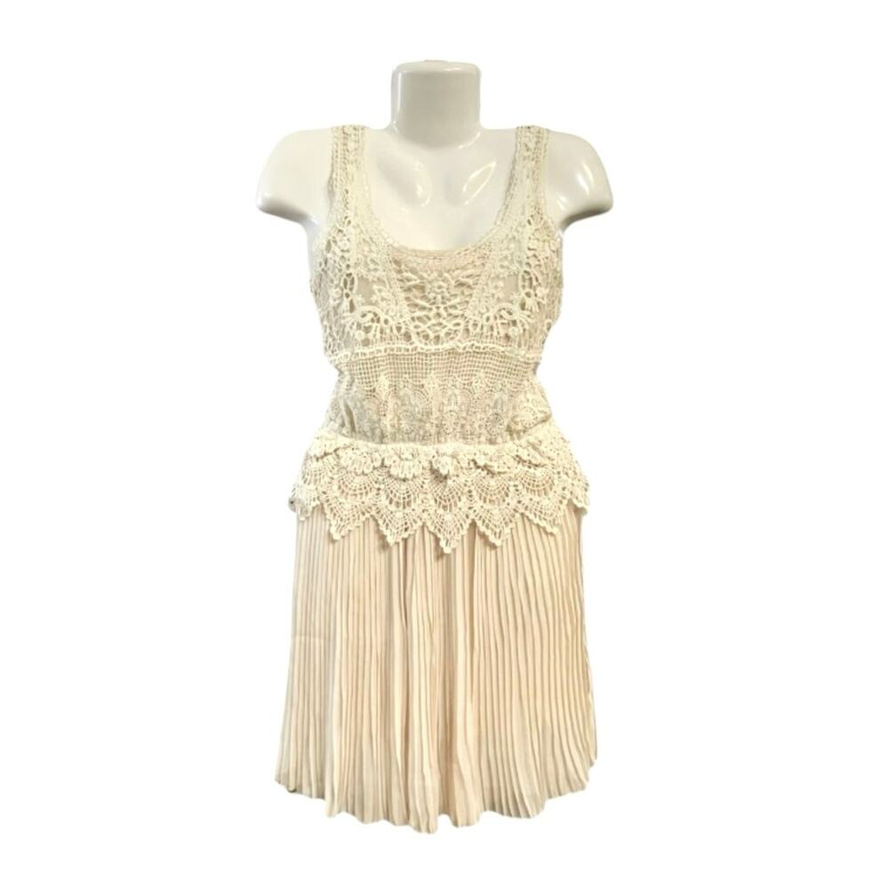 Willow & Clay Women's Cream Crochet Pleated Skirt Lined Mini Dress SZ XS NWT